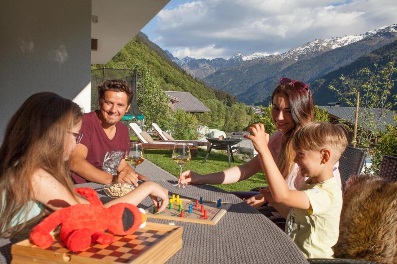 Alpenzauber Apartment Montafon Sankt Gallenkirch Exterior foto